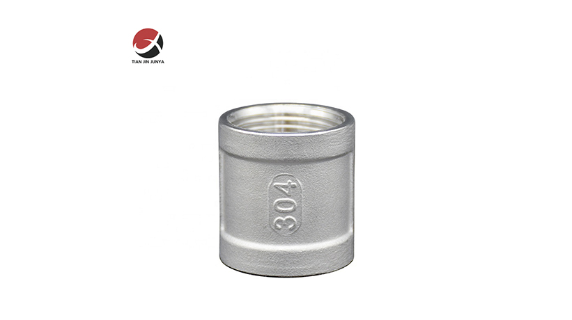 不鏽鋼(gang)鑄内絲有(you)邊内牙接(jie)頭管件